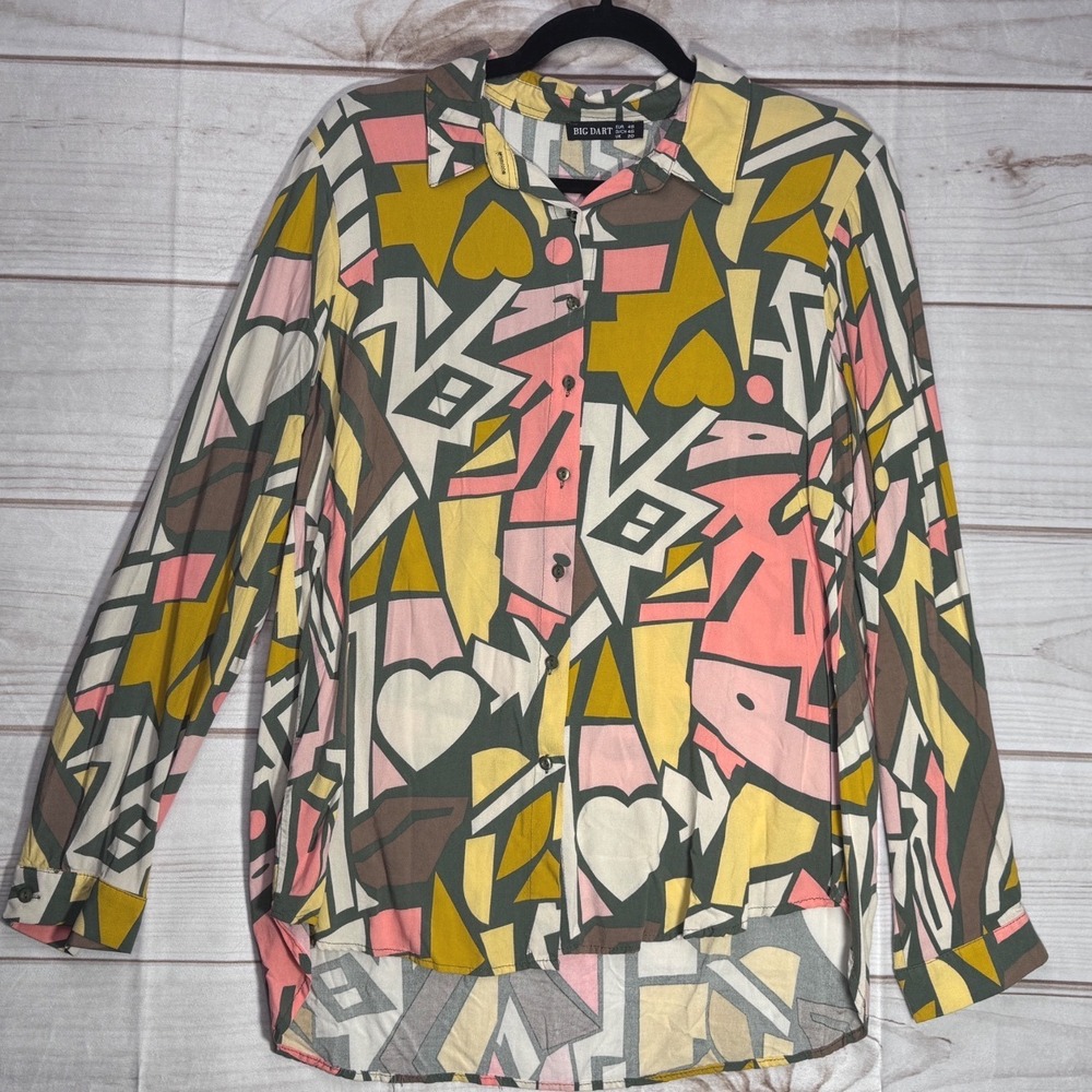 Big Dart Geometric Abstract Heart Print Button Down Shirt Size XL Pink Green